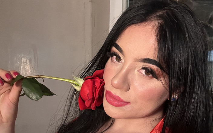 Nicolette sweet: Jakuzide intro seksi