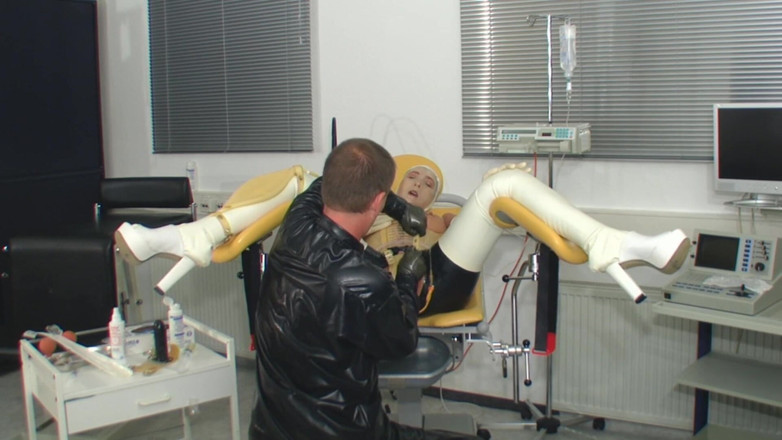 Rubber & Clinic Studio - 1ATOYS: Катетер і шлунок в латексі