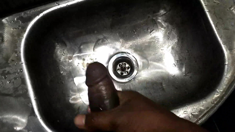 Deshi girls: Hint demiryollarında yerel oğlan seksi