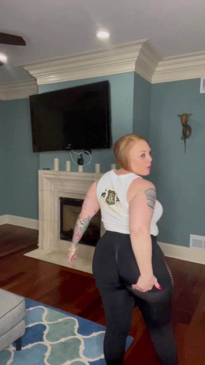 GingerVixen.XXX: Pamer badan sebelum direkam