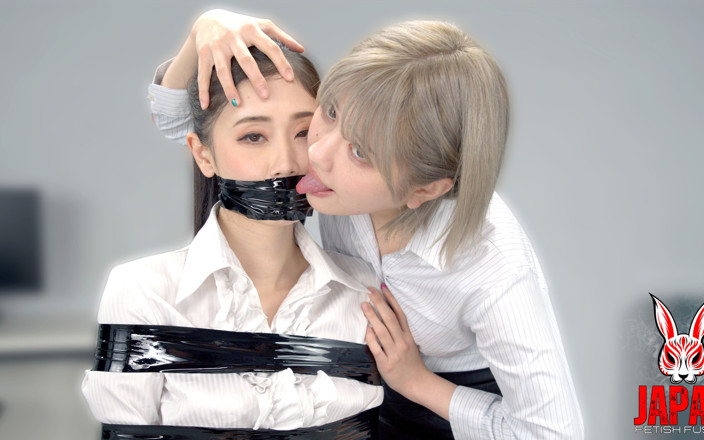 Japan Fetish Fusion: Svázaná a roubík pro potěšení z hraní nosu - komatsu rozkročený...