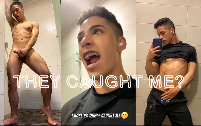 aodaboy: Draußen - Fitness-Schränke