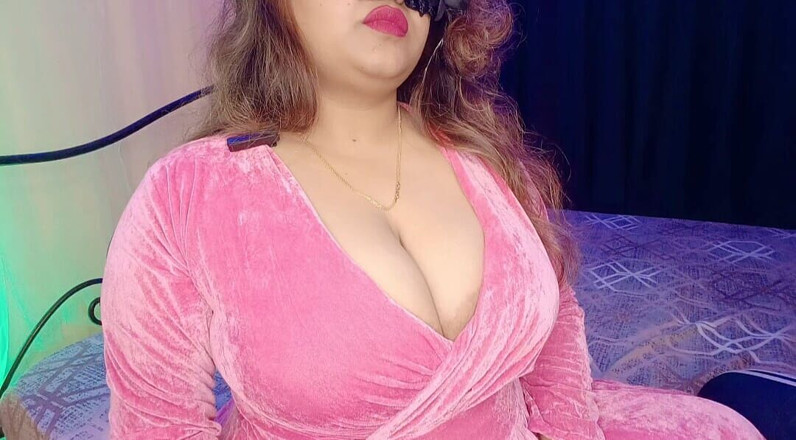 Maya-malik: Step-mom Ne Apne Step-son Ki Favourite Dress Pehan K Raat...