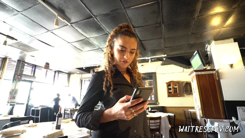 Waitress POV: Kelnerka POV - Venus Valkyrie