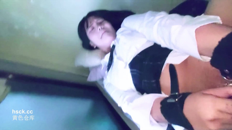Asian cutie: Înger asiatic. Hai să ejaculăm