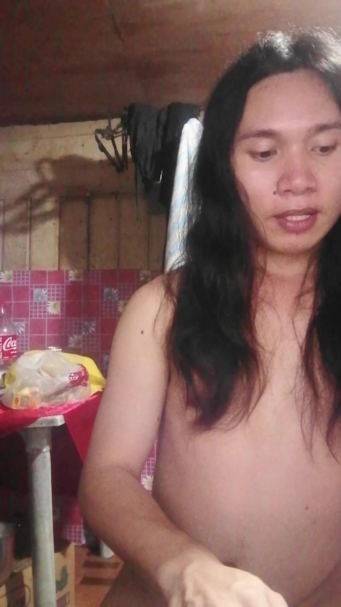 Reynaldo6: Jakol Tayong sabay sa loob Ng बोर्डिंग हाउस में गस्त kasama ang डैडी मुझे चोदते हैं po ng हार्ड