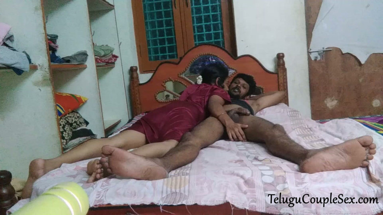 Indian college girls sex: Rekaman seks pertama pasangan telugu india yang lagi sange berat