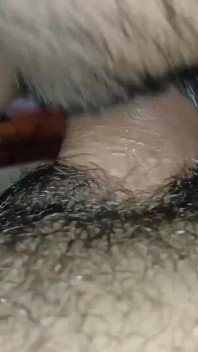 饥渴的继妹喜欢继兄的大鸡巴