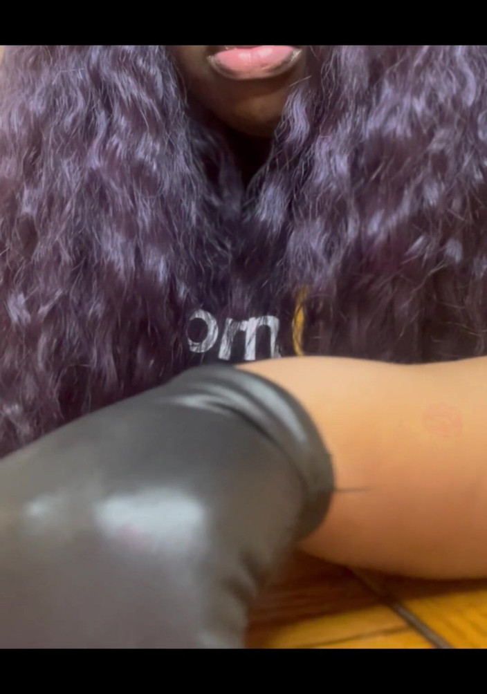 Anye Meshell: Asmr JOI를 하는 수녀! 그녀는 죄를 지은 걸까?