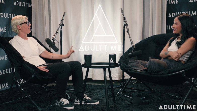 Adult Time Podcast: Avery black dry humping, gerçek suç ve vr corn'i yönetme |...