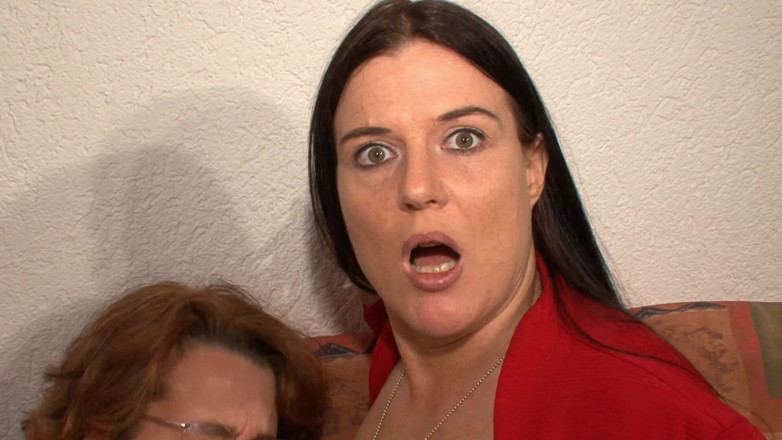 MMV Films: Sexe, Nounou, Trio, Orgie Sur Le Canapé, Des Bombasses Sexy...