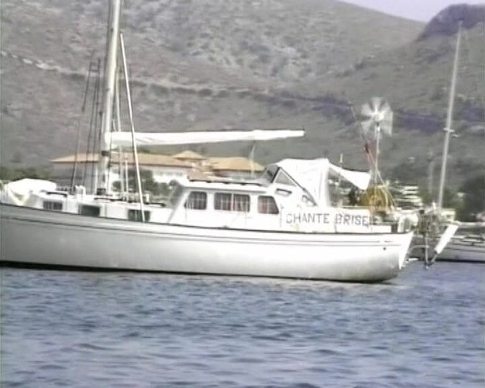 Porno kino: Blondes deutsches schätzchen hat leidenschaftlichen sex auf einem boot