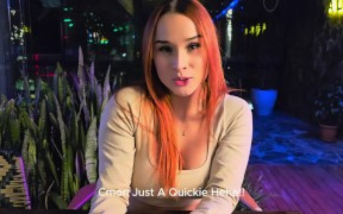 Abella olsen1: Wanita Muda Kolombia Melakukan Hubungan Seks Publik Di Kamar Mandi...