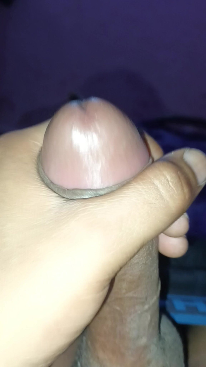 Luckky: 一个印度年轻男孩自慰