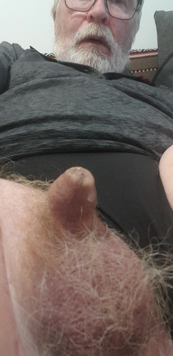 Redhairy4u: Vibratore scopata nel culo