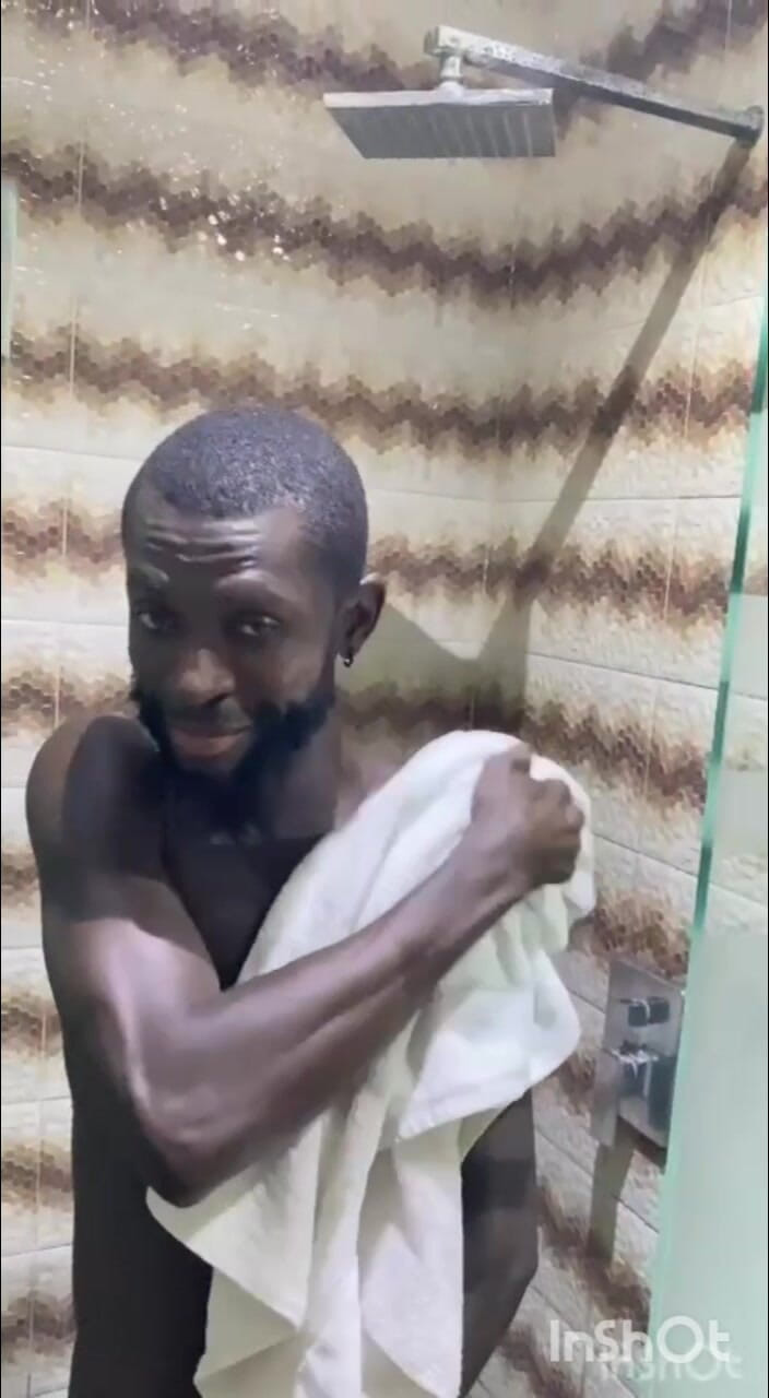 Chief_daddyy: harakyoolis ki baathroom men chudaee