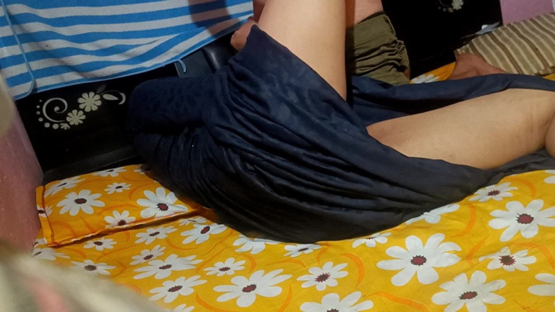 Couple's Diary: Ravina dixit lagi asik nyepong dan ngentot kontol sambil nunjukin...