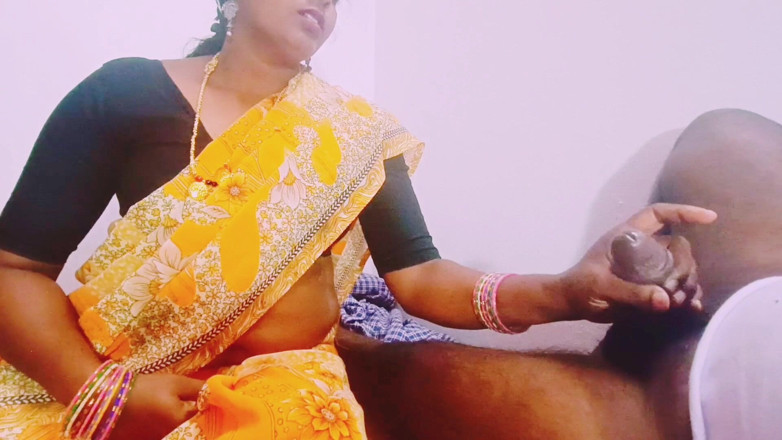 Telugu honey lips: Indyjski Sari macocha i pasierb Hardcore jebanie Telugu Dirty Talks.