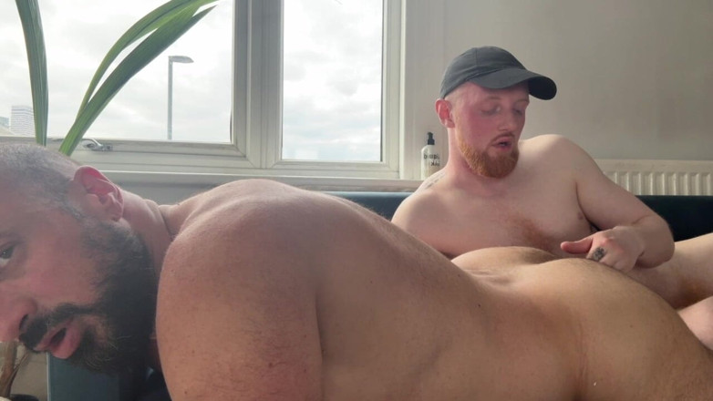 8IncherGinger: tvink boy bare gore land ka niyantran leta hai