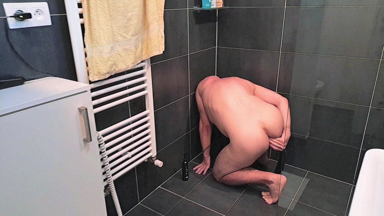 Master Drex: ostraava men aavaas - baathroom