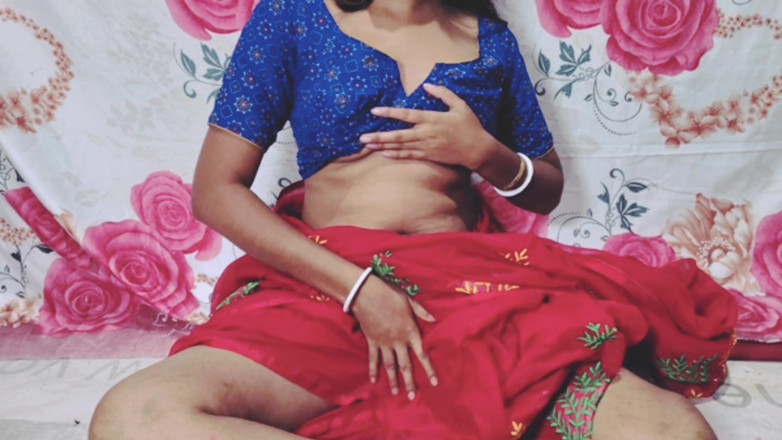 Sila: Fată indiană desi din sat desi pizdă fierbinte virgină indiană...