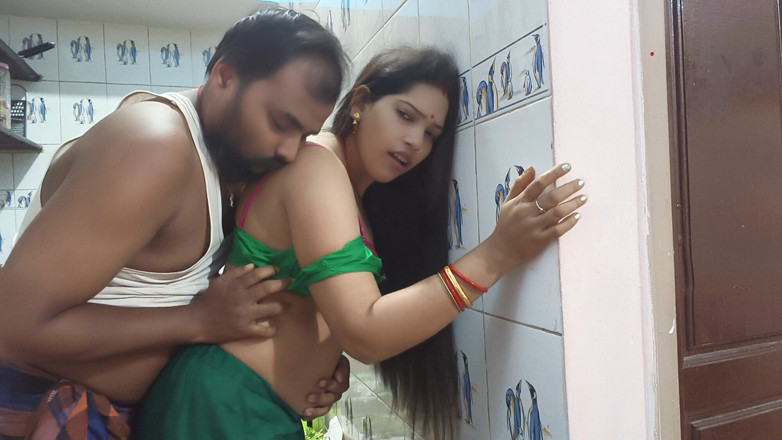 Sona bhabhi: 부엌 방에서 따먹히는 핫한 인도 Mallu 하드코어