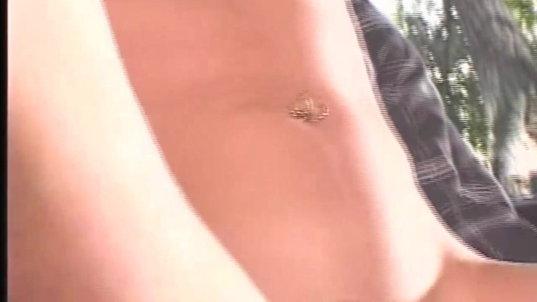 MILFFreaksX: Loira Gostosa Espirrando No Rosto