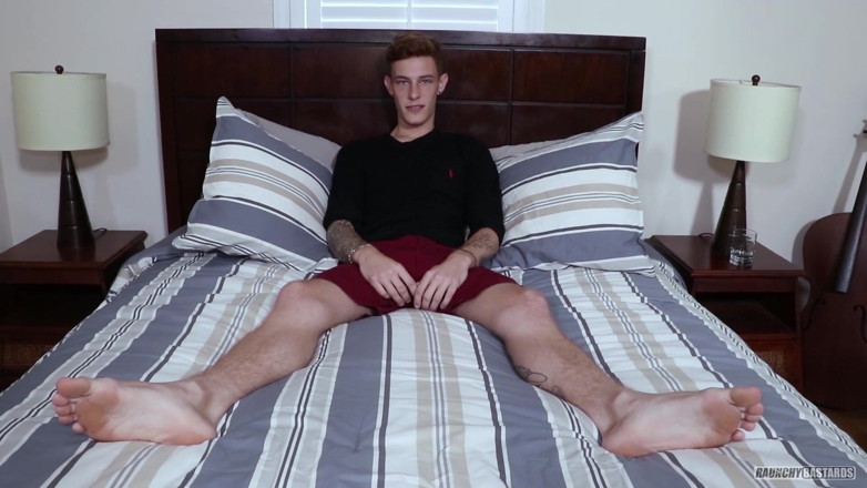 Raunchy Bastards: Str8 jurvan tyler Nugent apne pahle ekal men khud par...