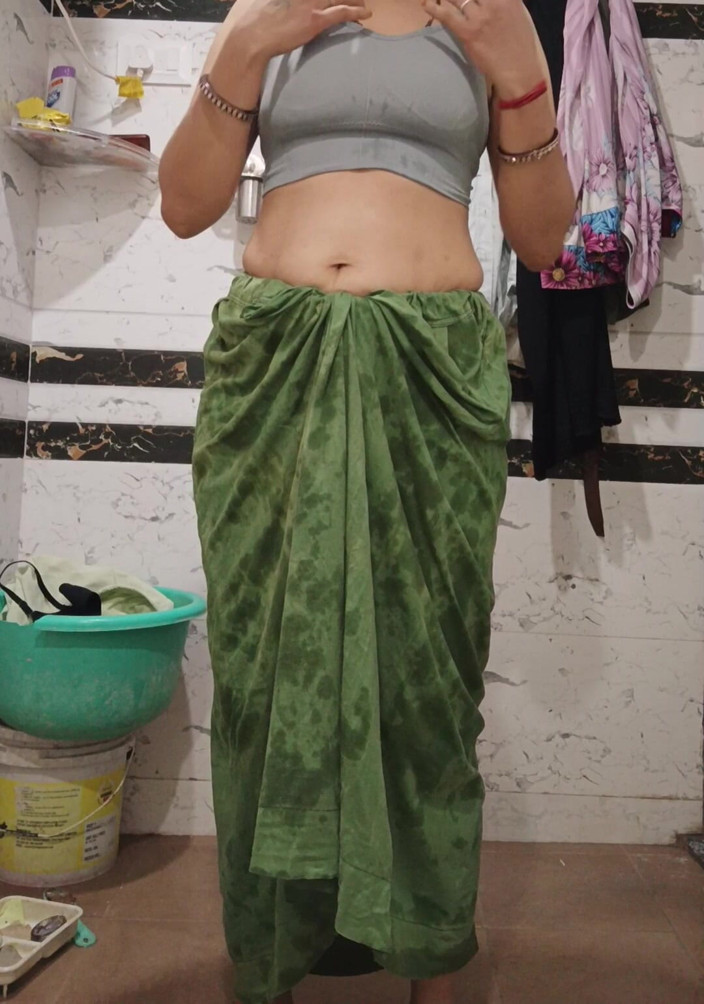 Priyahot77: Priya bhabi große muschi-haarshow