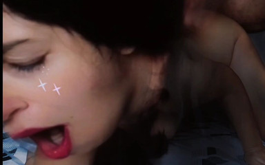 Xhacamisinha: 既婚売春婦は四つん這いで彼女をファックするのが大好き