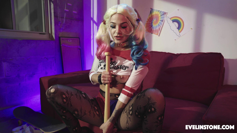Evelin Stone: Harley Quinn sph pawg 31 talimatı