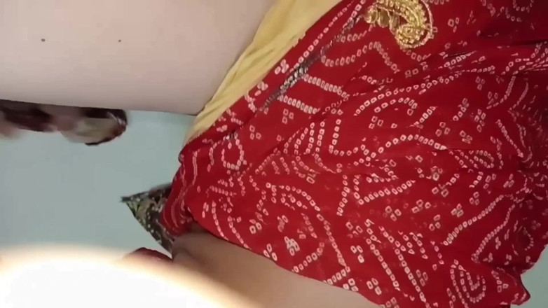 Village studio: Gros plan sur la chatte de ma jolie demi-sœur avec...