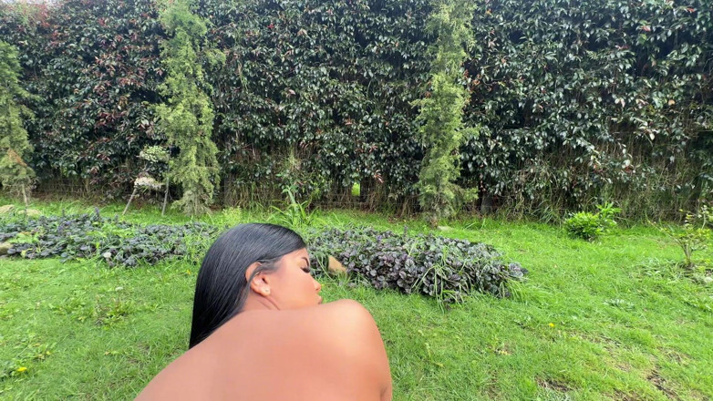Rosxy Gutierrez: Eu faço sexo com meu treinador de ioga e ele...