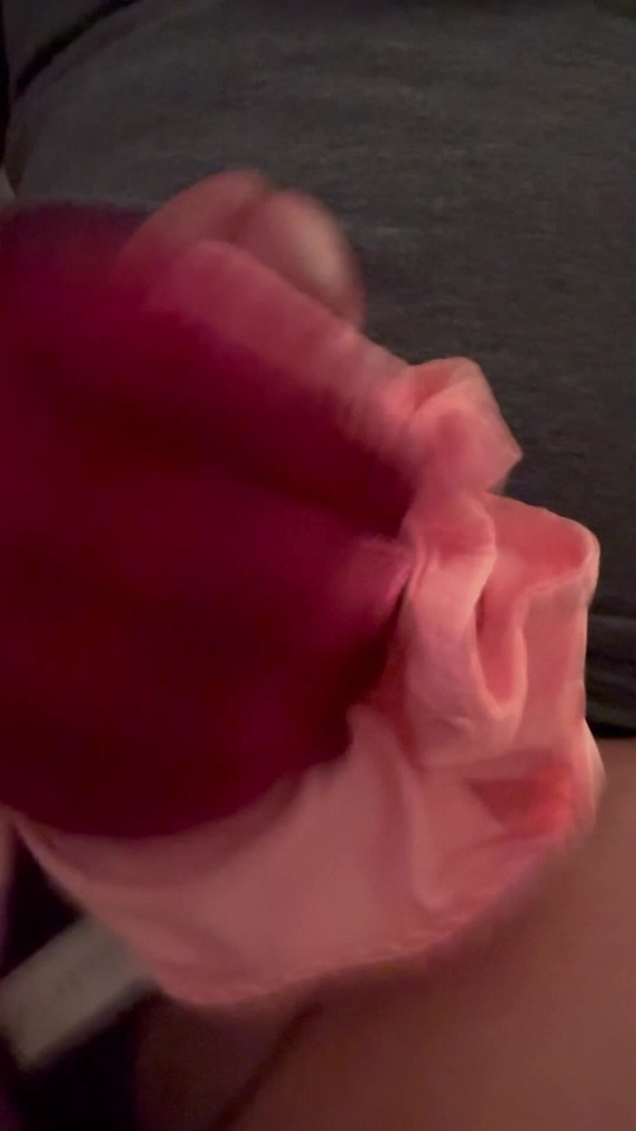 Panty Freak 3017: Zakar tidak muat dalam seluar dalam jadi saya fikir saya...