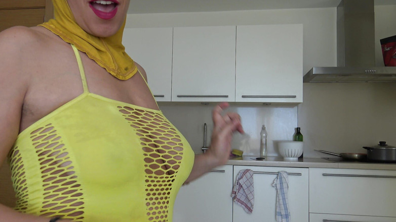 Souzan Halabi: Arabische cuckold vrouw extreem vuile praat - echte Arabische seks