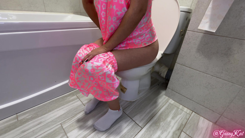 GassyKat: Luând Laxatives nu a fost o idee atât de bună
