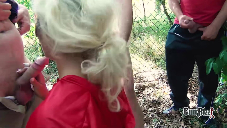 Cumbizz: Sněhově zajíček cum bunny