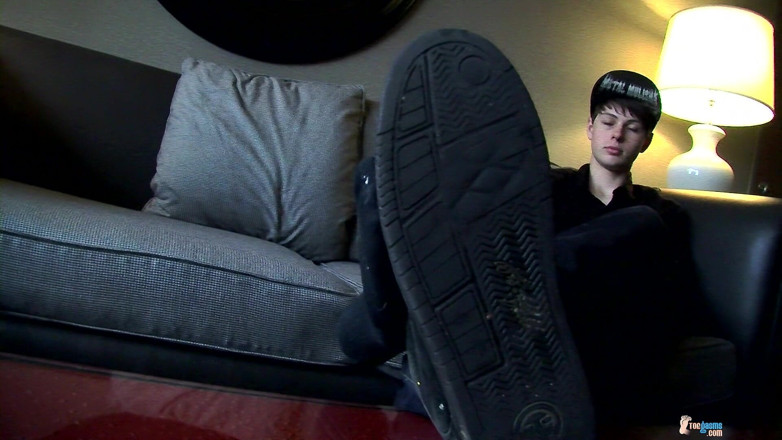Toegasms: A Toe-curling Load for Justin