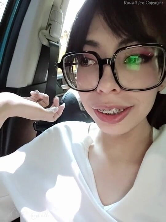 Kawaii Jess: Mijzelf strelen in mijn auto volledige versie