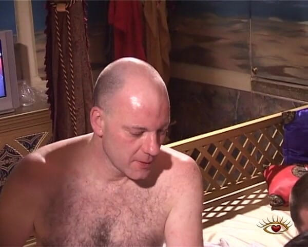 Big Sister: Sex în grup în camera harem 1