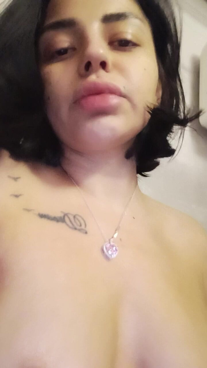 Esmer Tarcin: Spritzmasturbation