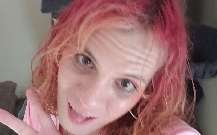Brie Banx: Une salope avant la transition se branle