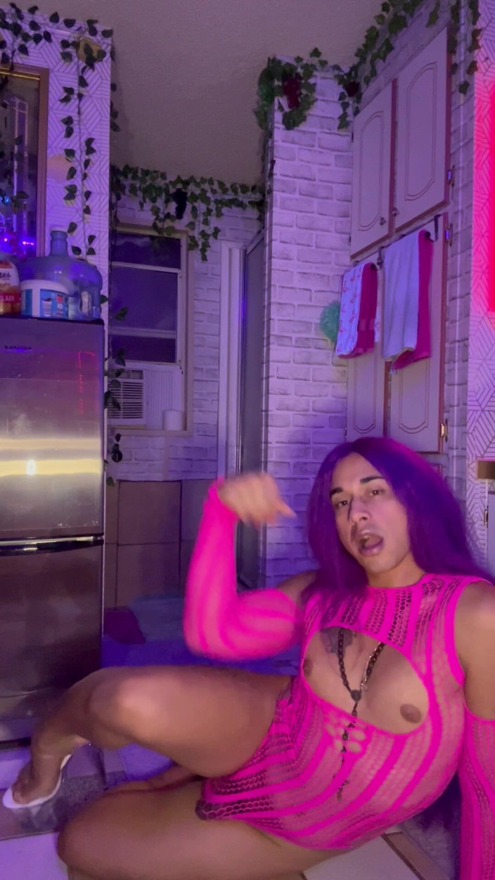 TSJade95: Strawberry Shortcake Striptiz Dansı