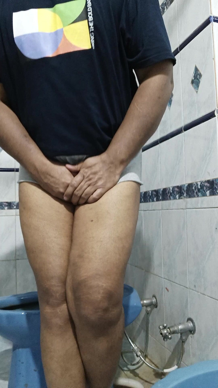 SensualBoy: Young Boy in Short Shorts Peeing
