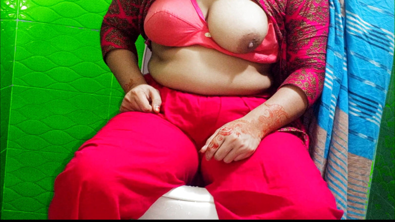 Nadiyabd: Bangladeshi Newly Married Stepmom Dirty Talk with Stepson Sex Video,...