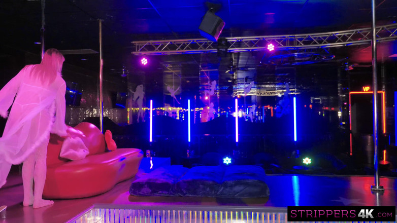 STRIPPERS4K: Dopo ore