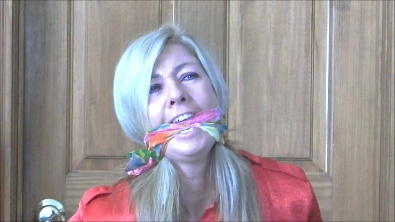 Selfgags classic: Stiefmoeders keuze: Welke prop te gebruiken op mijn verwaande stiefdochter? (aflevering 1...