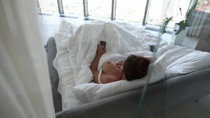 BehindTheMaskk: Sexo caliente con mi hermanastra Mia