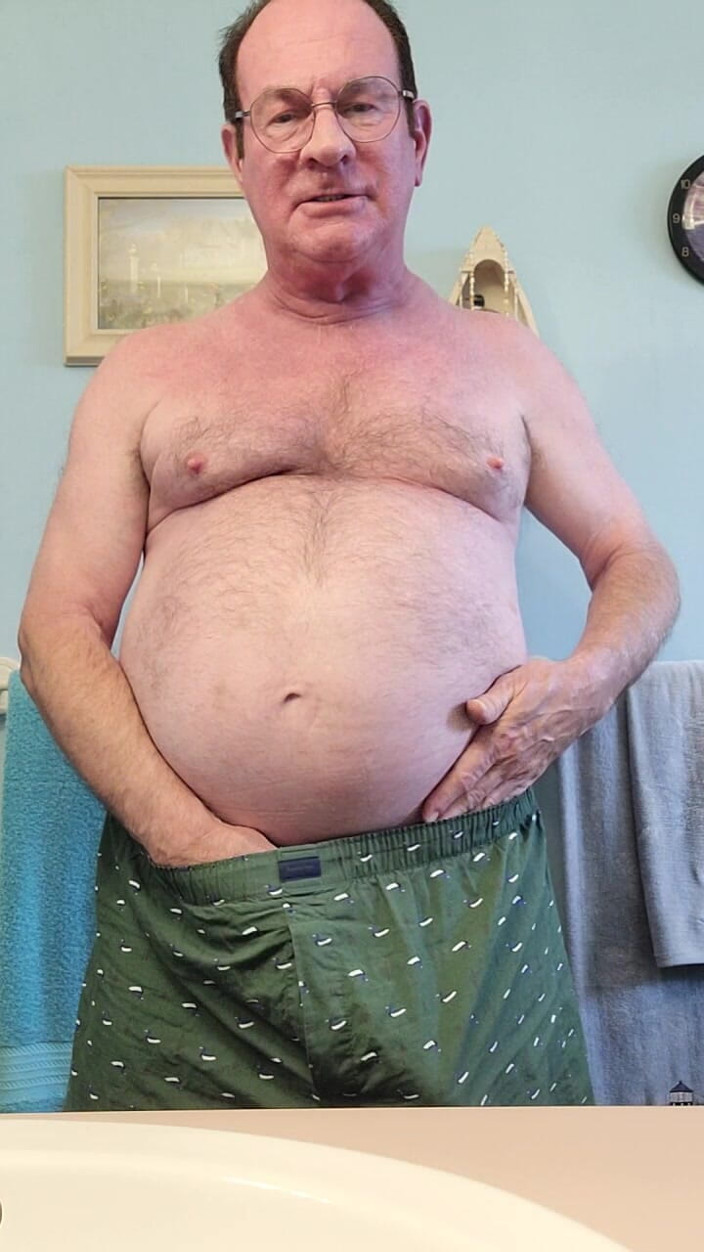 DaddyLNargo: Papi kehrt zurück zum streicheln