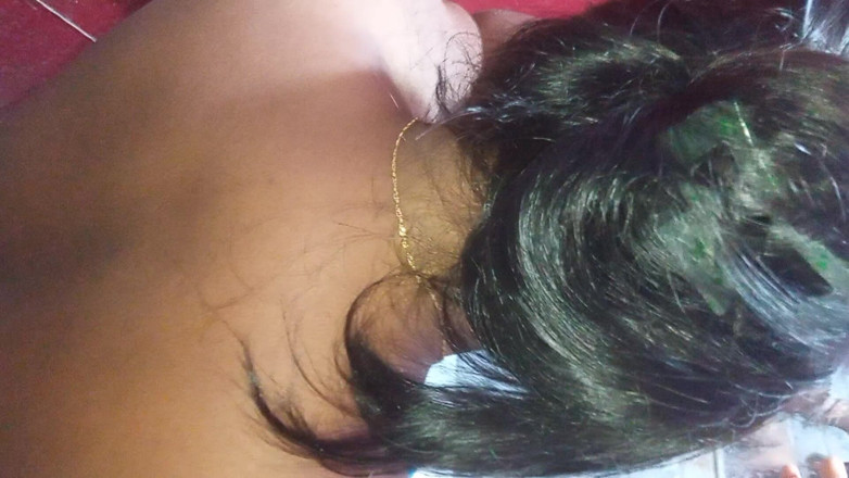 Pujahalder4828: Indiana esposa fode no banheiro